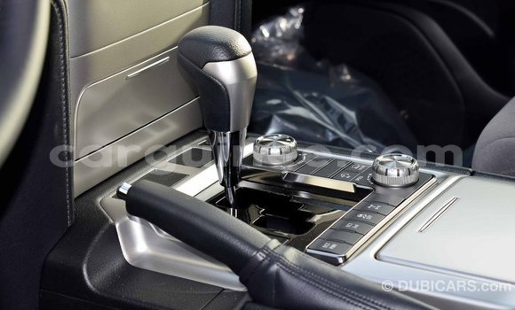 Buy Import Toyota Land Cruiser Black Car in Import - Dubai in Conakry Buy Import Toyota Land Cruiser Black Car in Import - Dubai in Conakry