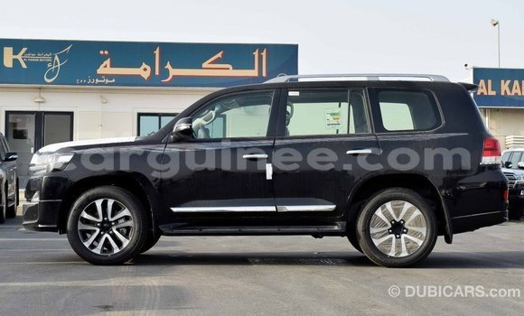 Buy Import Toyota Land Cruiser Black Car in Import - Dubai in Conakry Buy Import Toyota Land Cruiser Black Car in Import - Dubai in Conakry