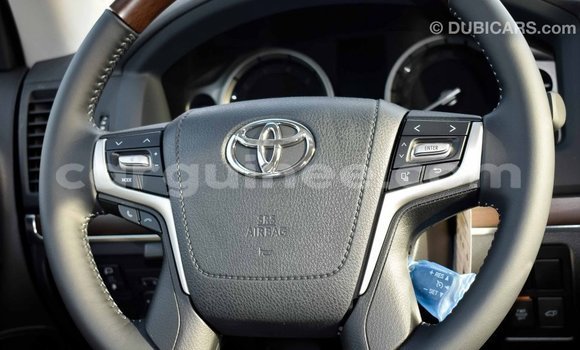 Buy Import Toyota Land Cruiser Black Car in Import - Dubai in Conakry Buy Import Toyota Land Cruiser Black Car in Import - Dubai in Conakry