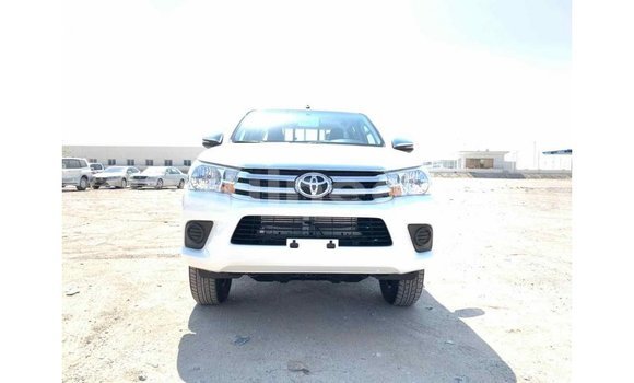 Buy New Mitsubishi L200 White Car in Import - Dubai in Conakry Buy New Mitsubishi L200 White Car in Import - Dubai in Conakry