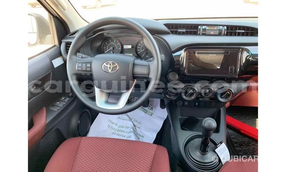 Buy New Mitsubishi L200 White Car in Import - Dubai in Conakry Buy New Mitsubishi L200 White Car in Import - Dubai in Conakry
