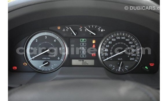 Buy Import Toyota Land Cruiser White Car in Import - Dubai in Conakry Buy Import Toyota Land Cruiser White Car in Import - Dubai in Conakry
