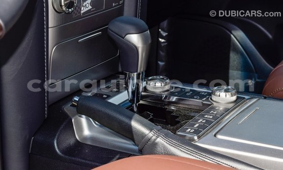 Acheter Import Voiture Toyota Land Cruiser Noir à Import - Dubai, Conakry Acheter Import Voiture Toyota Land Cruiser Noir à Import - Dubai, Conakry