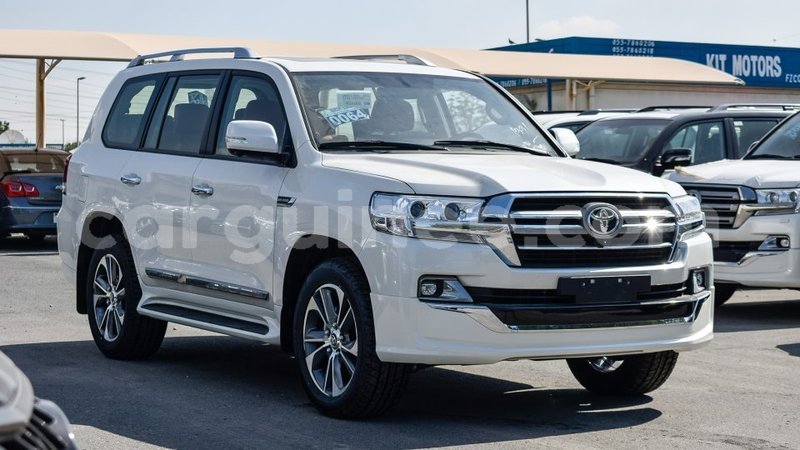 Big with watermark toyota land cruiser conakry import dubai 4248