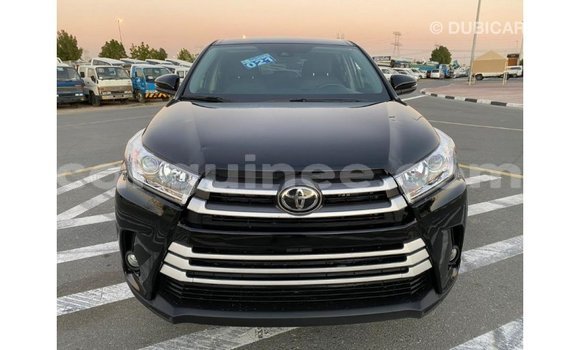 Acheter Import Voiture Toyota Highlander Noir à Import - Dubai, Conakry Acheter Import Voiture Toyota Highlander Noir à Import - Dubai, Conakry