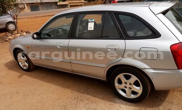 Acheter Occasion Voiture Mazda 323 Gris à Matoto, Conakry Acheter Occasion Voiture Mazda 323 Gris à Matoto, Conakry