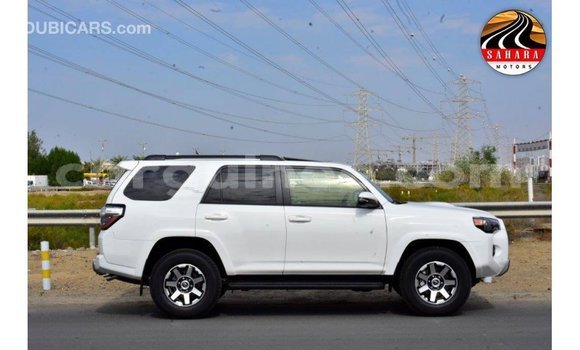 Buy Import Toyota 4Runner White Car in Import - Dubai in Conakry Buy Import Toyota 4Runner White Car in Import - Dubai in Conakry