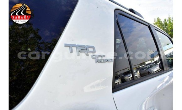 Buy Import Toyota 4Runner White Car in Import - Dubai in Conakry Buy Import Toyota 4Runner White Car in Import - Dubai in Conakry