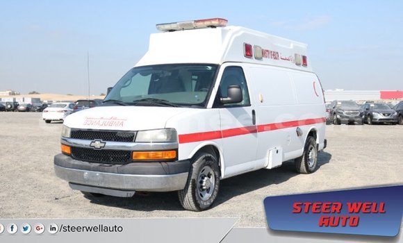 Acheter Import Voiture Chevrolet Express Blanc à Import - Dubai, Conakry