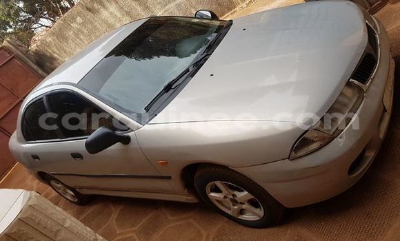 Acheter Occasion Voiture Mitsubishi Carisma Gris à Kankan au Kankan Acheter Occasion Voiture Mitsubishi Carisma Gris à Kankan au Kankan