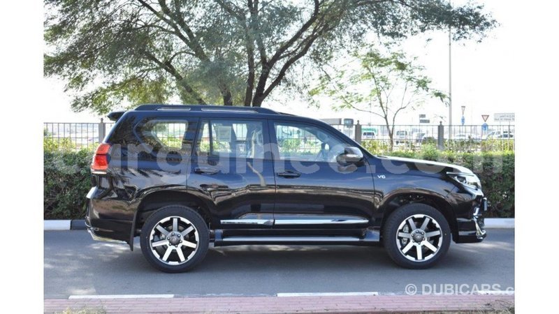 Big with watermark toyota prado conakry import dubai 4265