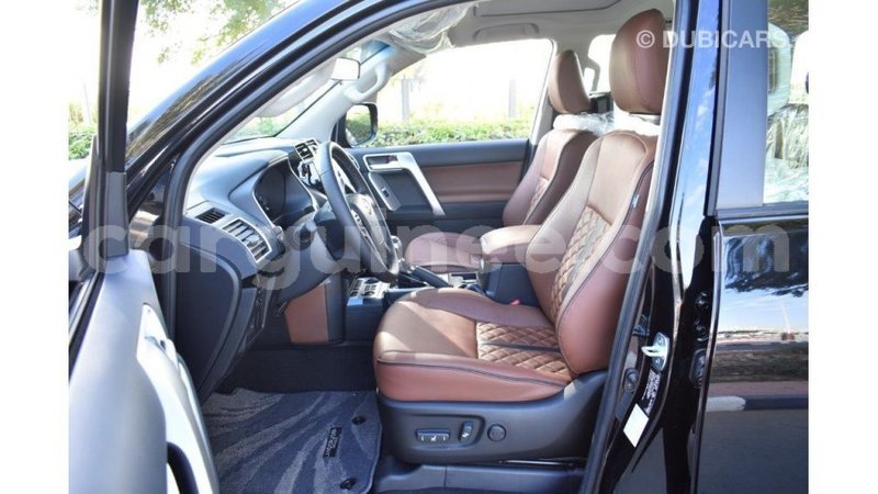 Big with watermark toyota prado conakry import dubai 4265