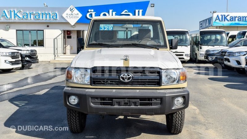 Big with watermark toyota land cruiser conakry import dubai 4266