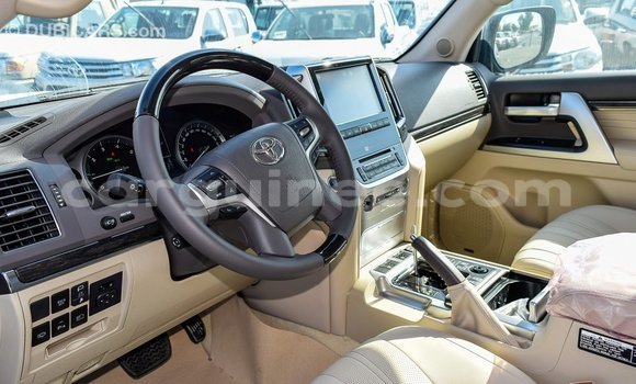 Buy Import Toyota Land Cruiser Black Car in Import - Dubai in Conakry Buy Import Toyota Land Cruiser Black Car in Import - Dubai in Conakry