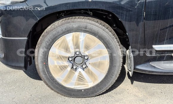 Buy Import Toyota Land Cruiser Black Car in Import - Dubai in Conakry Buy Import Toyota Land Cruiser Black Car in Import - Dubai in Conakry