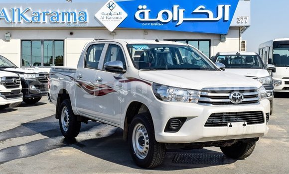 Acheter Import Voiture Toyota Hilux Blanc à Import - Dubai, Conakry Acheter Import Voiture Toyota Hilux Blanc à Import - Dubai, Conakry