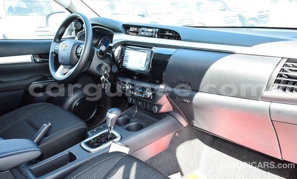 Acheter Import Voiture Toyota Hilux Autre à Import - Dubai, Conakry Acheter Import Voiture Toyota Hilux Autre à Import - Dubai, Conakry