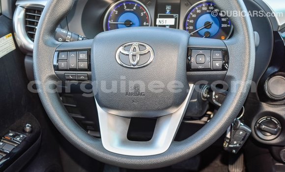 Acheter Import Voiture Toyota Hilux Autre à Import - Dubai, Conakry Acheter Import Voiture Toyota Hilux Autre à Import - Dubai, Conakry
