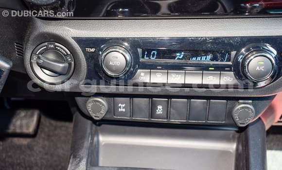 Acheter Import Voiture Toyota Hilux Autre à Import - Dubai, Conakry Acheter Import Voiture Toyota Hilux Autre à Import - Dubai, Conakry