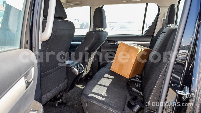 Big with watermark toyota hilux conakry import dubai 4274
