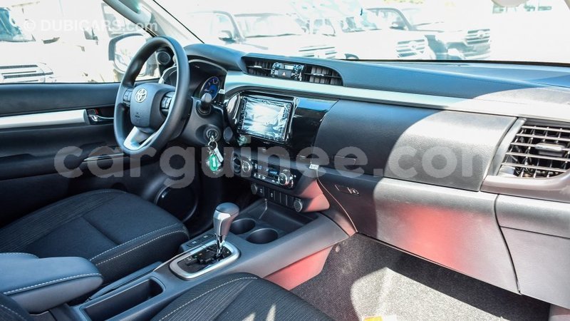 Big with watermark toyota hilux conakry import dubai 4274
