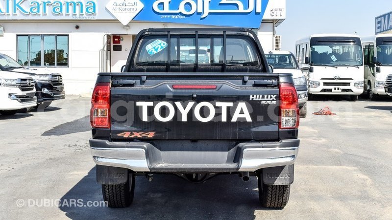 Big with watermark toyota hilux conakry import dubai 4274