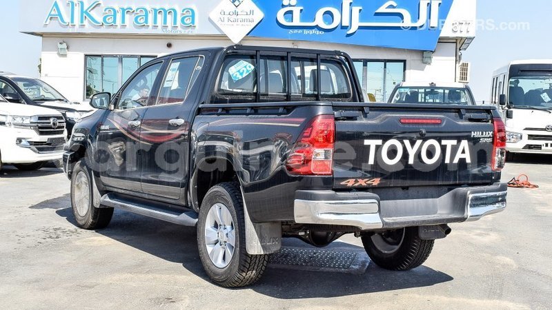Big with watermark toyota hilux conakry import dubai 4274