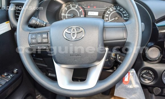 Acheter Import Voiture Toyota Hilux Autre à Import - Dubai, Conakry Acheter Import Voiture Toyota Hilux Autre à Import - Dubai, Conakry