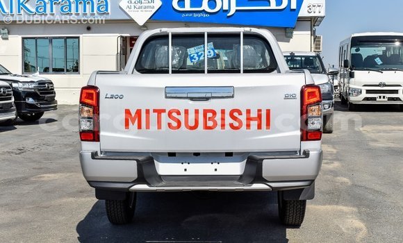 Buy Import Mitsubishi L200 White Car in Import - Dubai in Conakry Buy Import Mitsubishi L200 White Car in Import - Dubai in Conakry