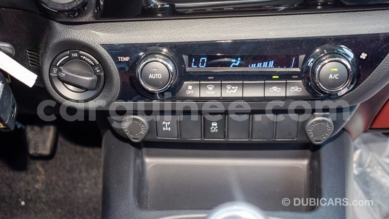 Big with watermark toyota hilux conakry import dubai 4278