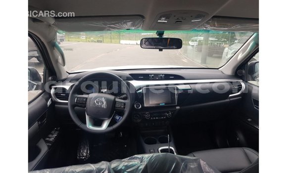 Buy Import Toyota Hilux Other Car in Import - Dubai in Conakry Buy Import Toyota Hilux Other Car in Import - Dubai in Conakry
