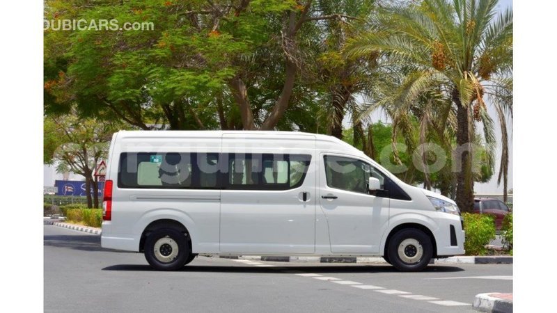 Big with watermark toyota hiace conakry import dubai 4288