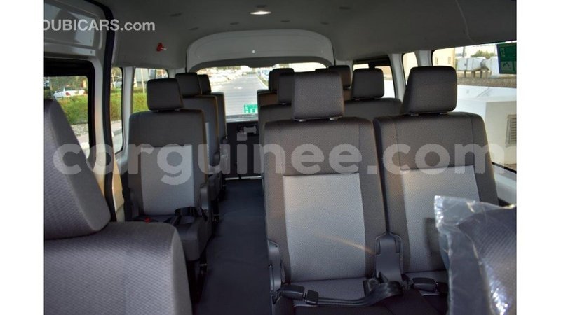 Big with watermark toyota hiace conakry import dubai 4288