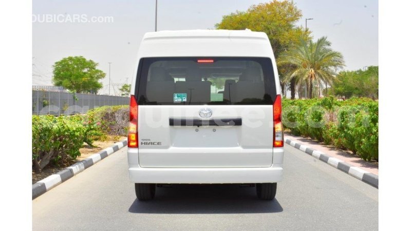 Big with watermark toyota hiace conakry import dubai 4288