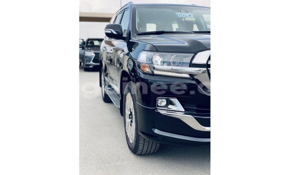 Buy Import Toyota Land Cruiser Black Car in Import - Dubai in Conakry Buy Import Toyota Land Cruiser Black Car in Import - Dubai in Conakry