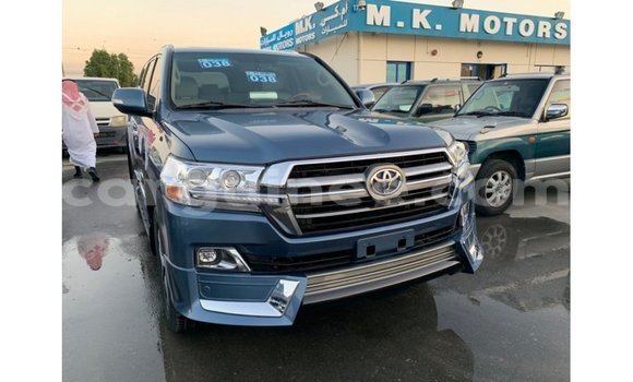 Buy Import Toyota Land Cruiser Blue Car in Import - Dubai in Conakry Buy Import Toyota Land Cruiser Blue Car in Import - Dubai in Conakry