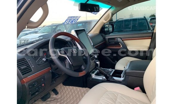 Buy Import Toyota Land Cruiser Blue Car in Import - Dubai in Conakry Buy Import Toyota Land Cruiser Blue Car in Import - Dubai in Conakry