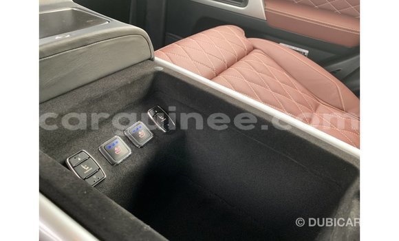 Acheter Import Voiture Toyota Land Cruiser Noir à Import - Dubai, Conakry Acheter Import Voiture Toyota Land Cruiser Noir à Import - Dubai, Conakry