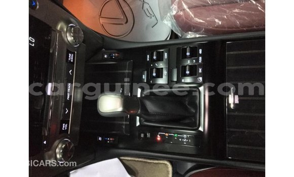 Acheter Import Voiture Lexus GS Blanc à Import - Dubai, Conakry Acheter Import Voiture Lexus GS Blanc à Import - Dubai, Conakry