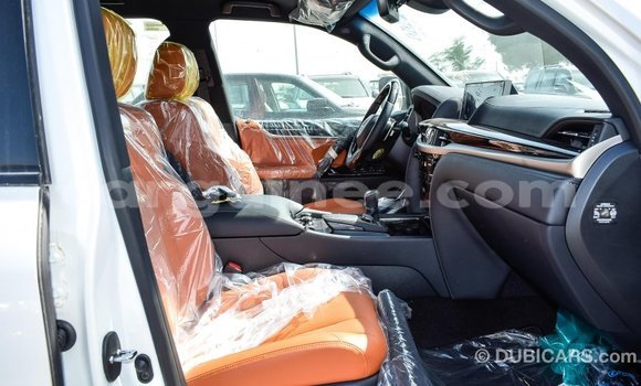 Buy Import Lexus LX White Car in Import - Dubai in Conakry Buy Import Lexus LX White Car in Import - Dubai in Conakry