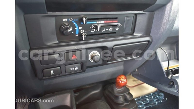 Big with watermark toyota land cruiser conakry import dubai 4308