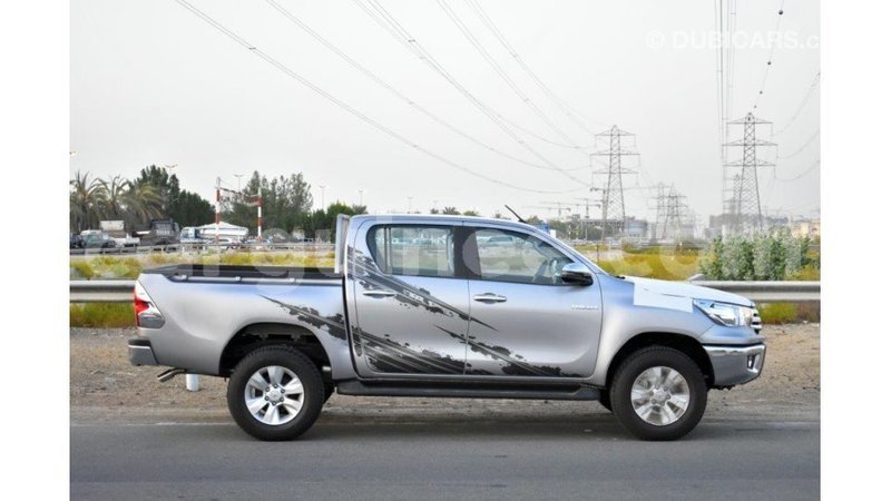 Big with watermark toyota hilux conakry import dubai 4314