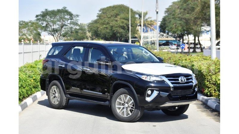 Big with watermark toyota fortuner conakry import dubai 4319