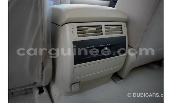 Buy Import Toyota Land Cruiser White Car in Import - Dubai in Conakry Buy Import Toyota Land Cruiser White Car in Import - Dubai in Conakry