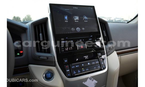 Buy Import Toyota Land Cruiser White Car in Import - Dubai in Conakry Buy Import Toyota Land Cruiser White Car in Import - Dubai in Conakry