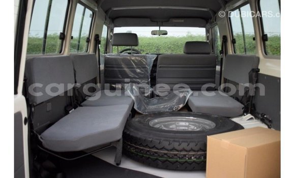Buy Import Toyota Land Cruiser White Car in Import - Dubai in Conakry Buy Import Toyota Land Cruiser White Car in Import - Dubai in Conakry