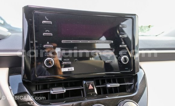 Acheter Import Voiture Toyota Corolla Blanc à Import - Dubai, Conakry Acheter Import Voiture Toyota Corolla Blanc à Import - Dubai, Conakry