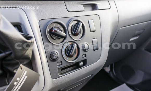 Acheter Import Voiture Nissan Urvan Blanc à Import - Dubai, Conakry Acheter Import Voiture Nissan Urvan Blanc à Import - Dubai, Conakry