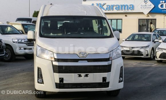 Buy Import Toyota Hiace White Car in Import - Dubai in Conakry Buy Import Toyota Hiace White Car in Import - Dubai in Conakry