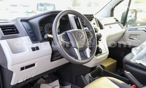 Buy Import Toyota Hiace White Car in Import - Dubai in Conakry Buy Import Toyota Hiace White Car in Import - Dubai in Conakry